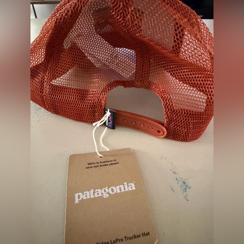Patagonia adjustable trucker hat- nwt - Picture 3 of 4